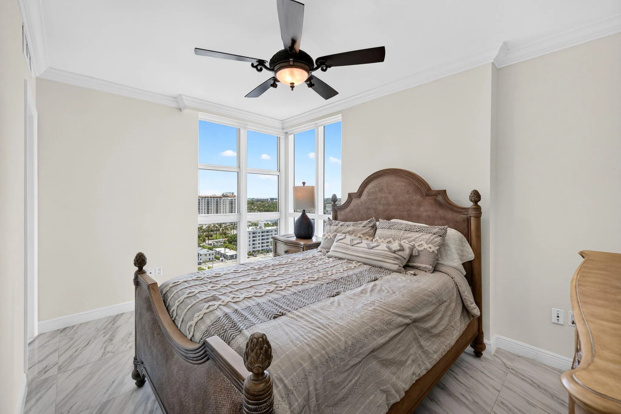 45-web-or-mls-699A4783