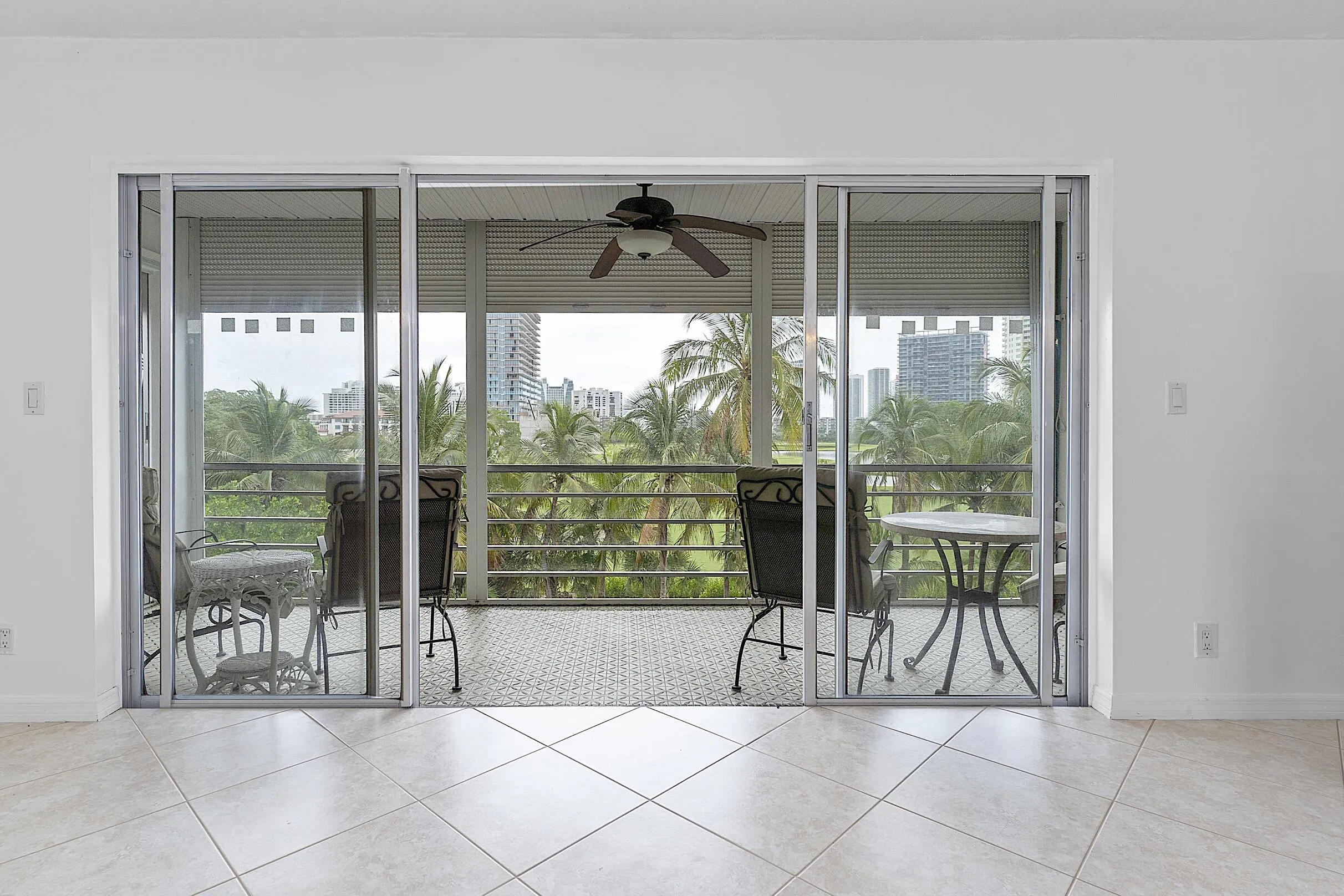 - 300 Northeast 14th Avenue, Hallandale