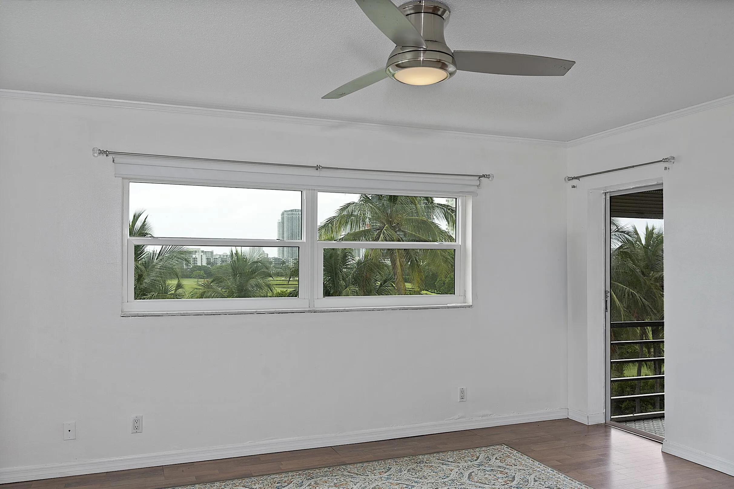 - 300 Northeast 14th Avenue, Hallandale