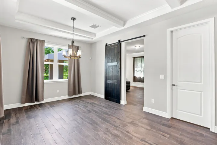 23_23. dining room