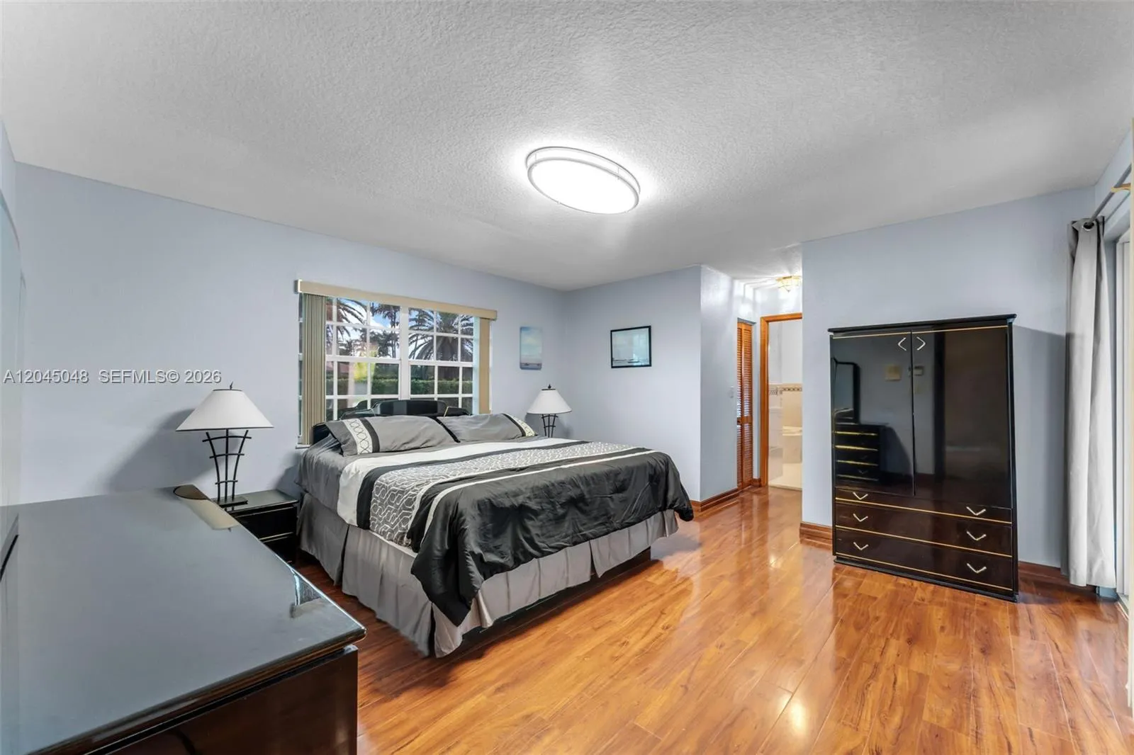 Property photo 35