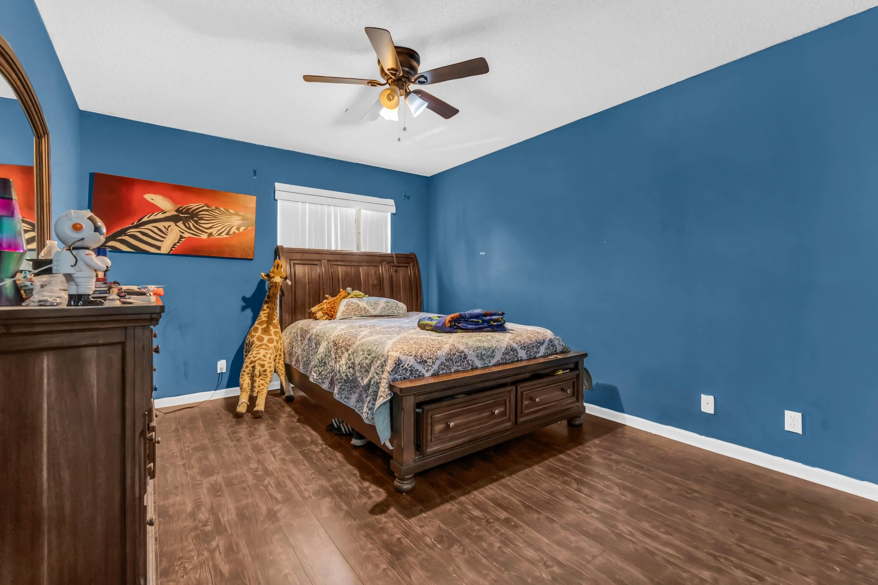 SECOND BEDROOM