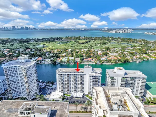 5700 Condo
