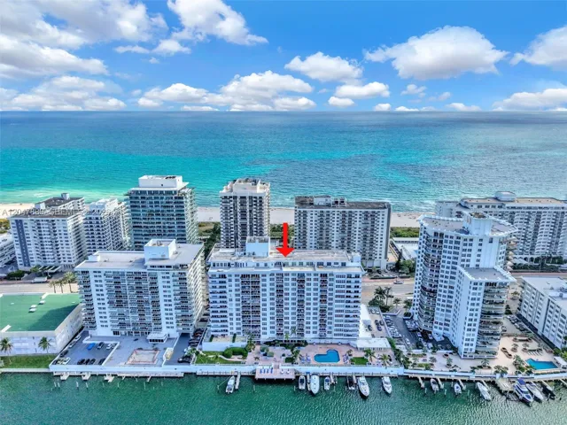 5700 Condo