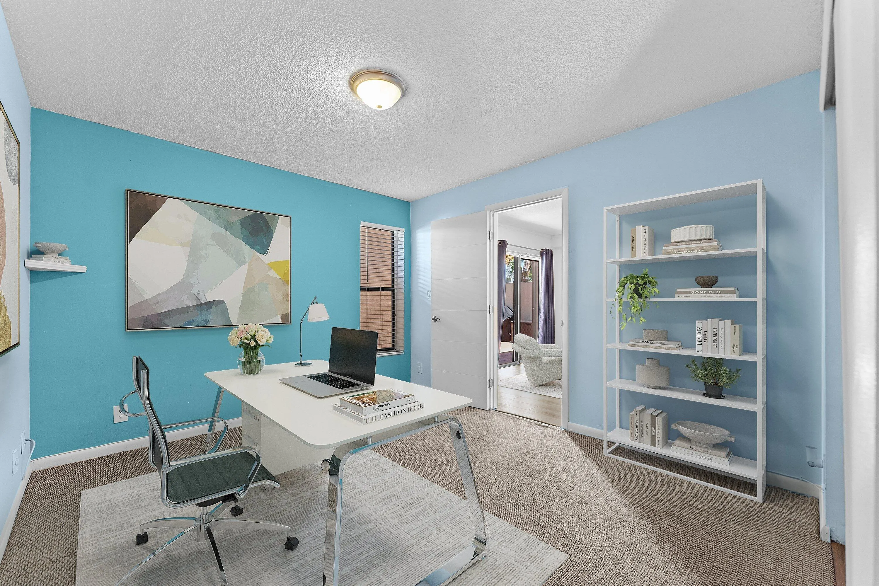 Virtual Guest as Office