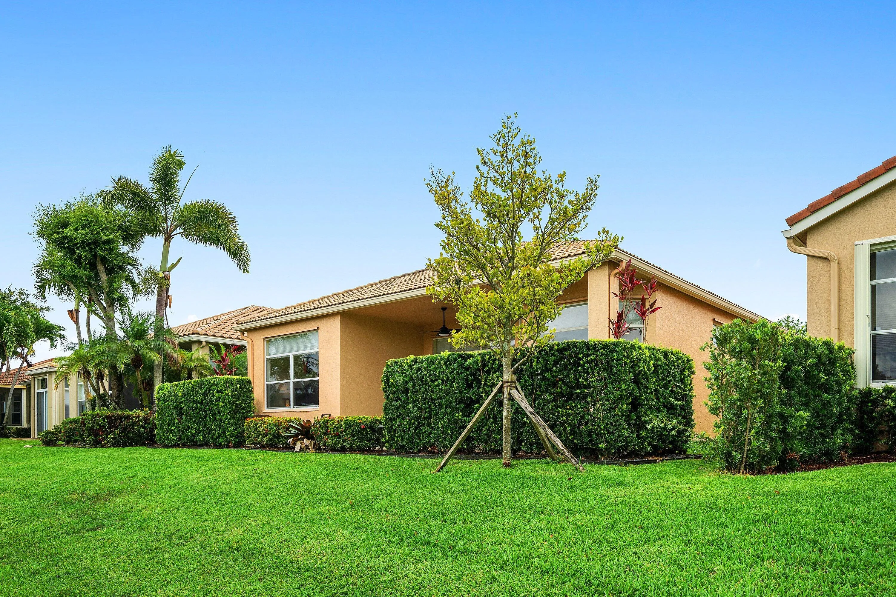 042-8769ViaGrandeEast-Wellington-FL-3341