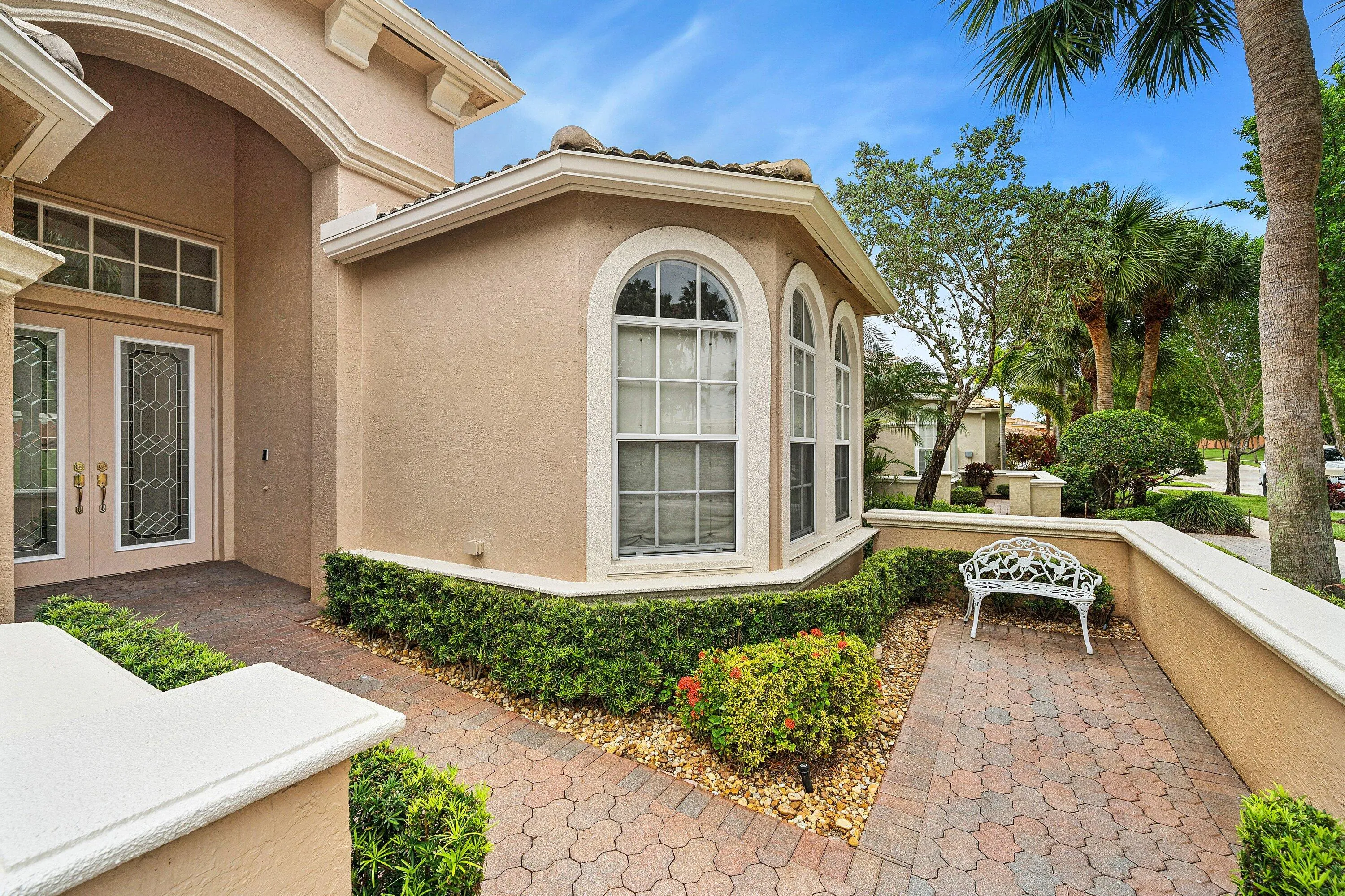 004-8769ViaGrandeEast-Wellington-FL-3341
