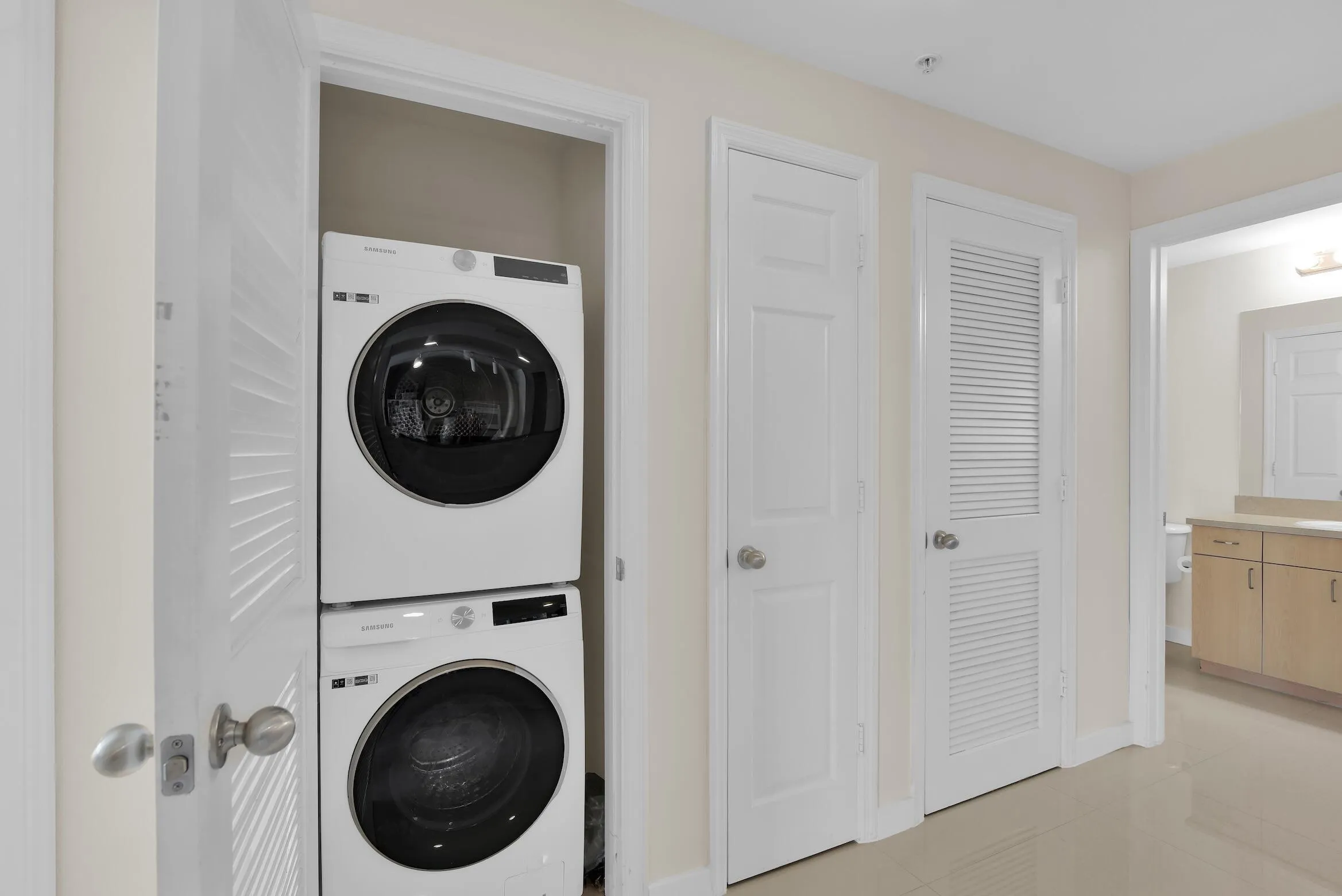 553 NE Third Ave 432 Fort Lauderdale -20