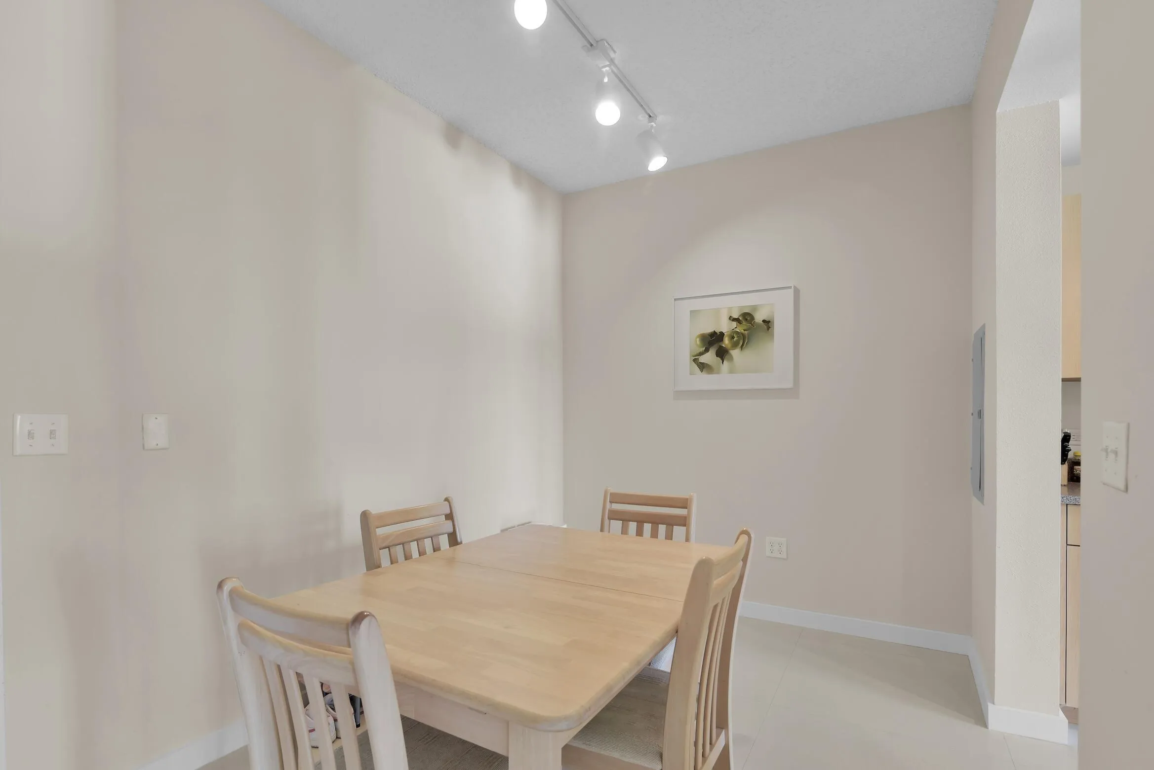 553 NE Third Ave 432 Fort Lauderdale -2