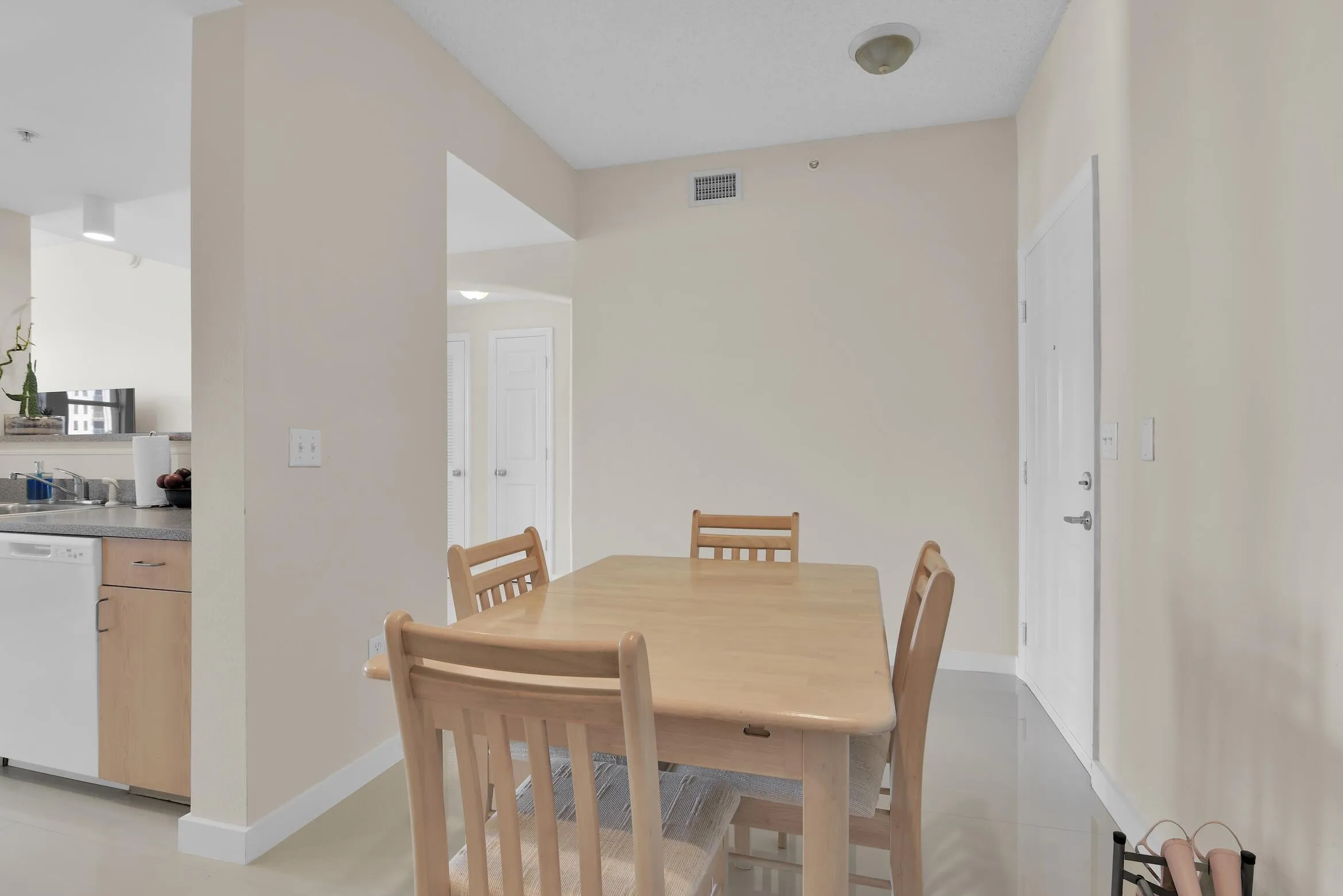 553 NE Third Ave 432 Fort Lauderdale -11