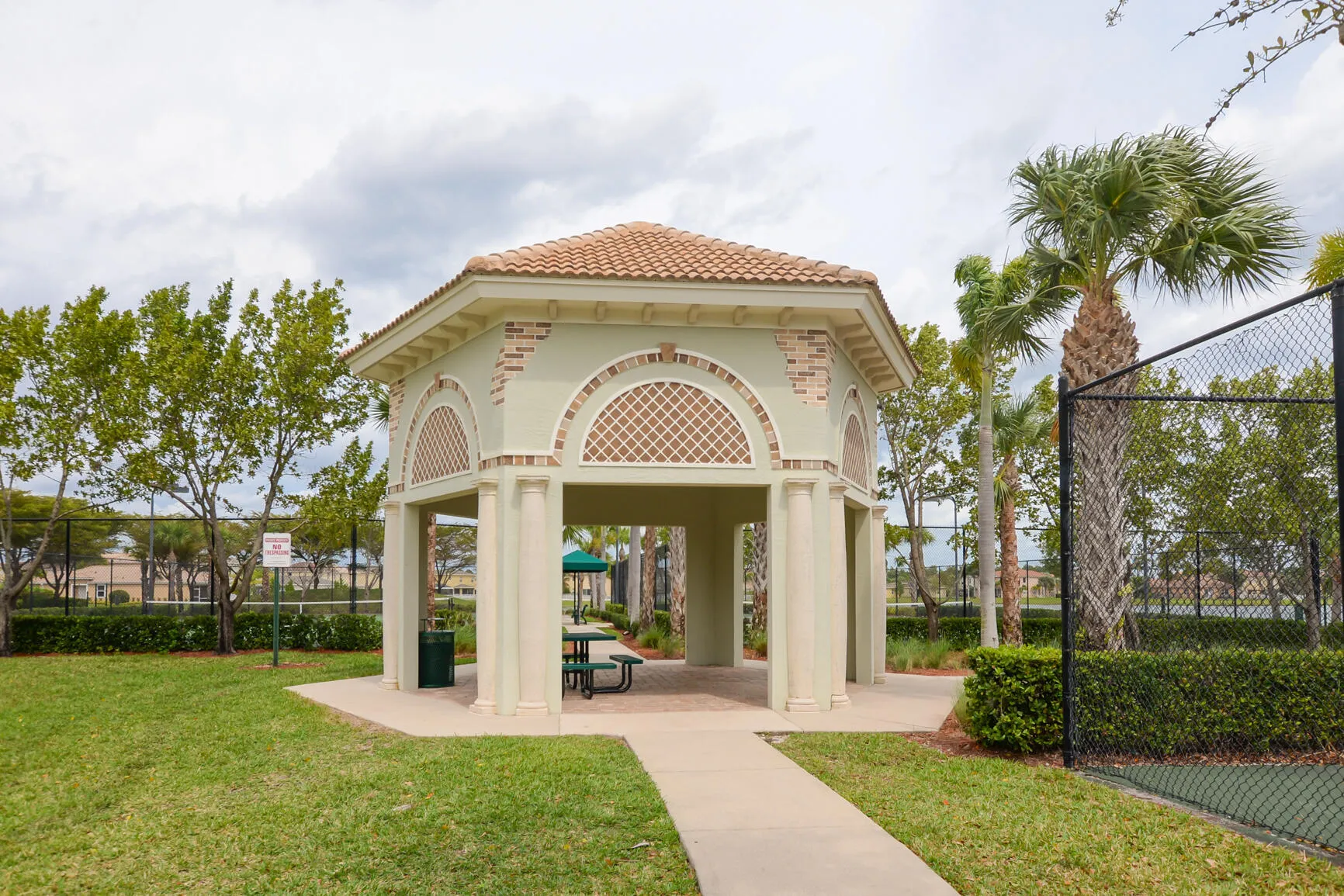 Property photo 63