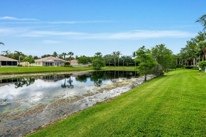 42-web-or-mls-A7409838