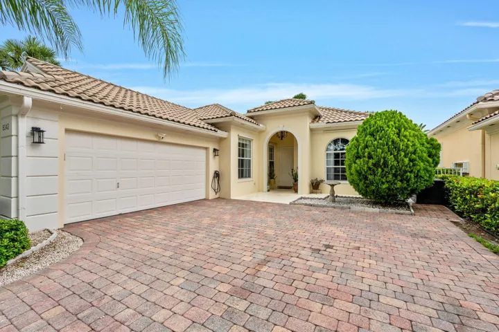3-web-or-mls-A7409846