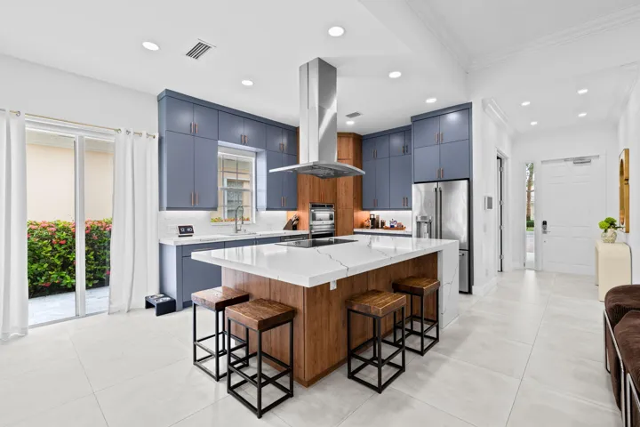 6-web-or-mls-A7409791