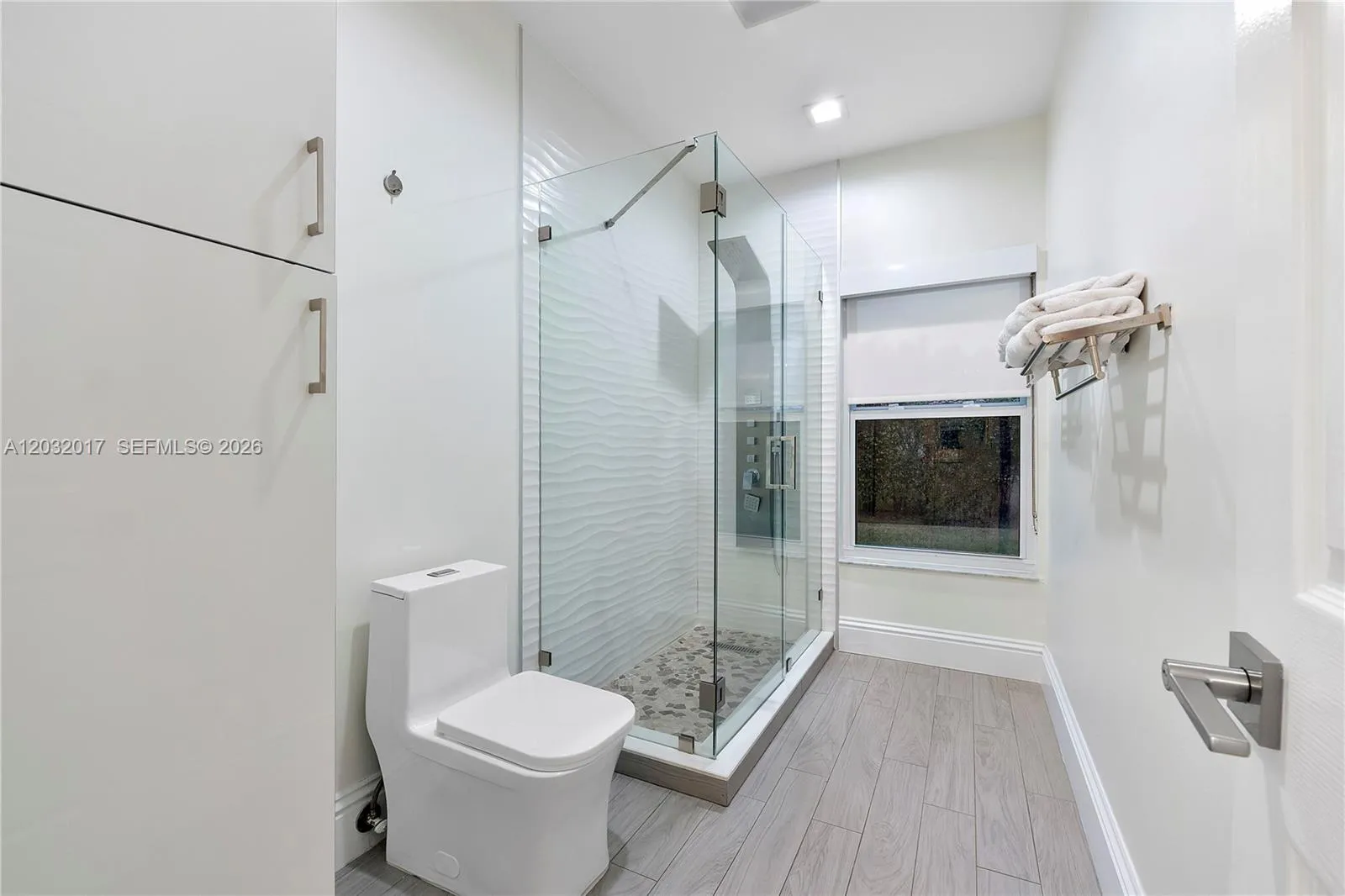 Bathroom Adjoining Jack/Jill