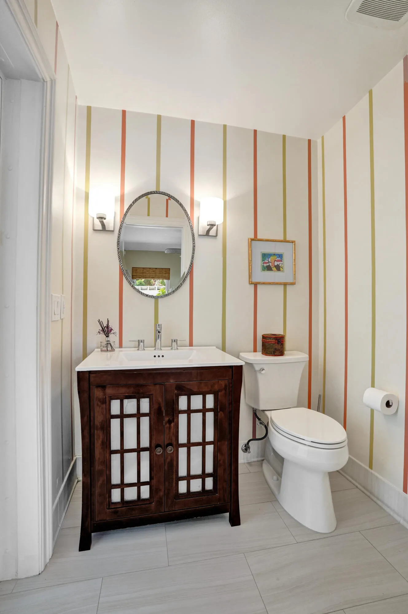 1/2 bath/cabana bath