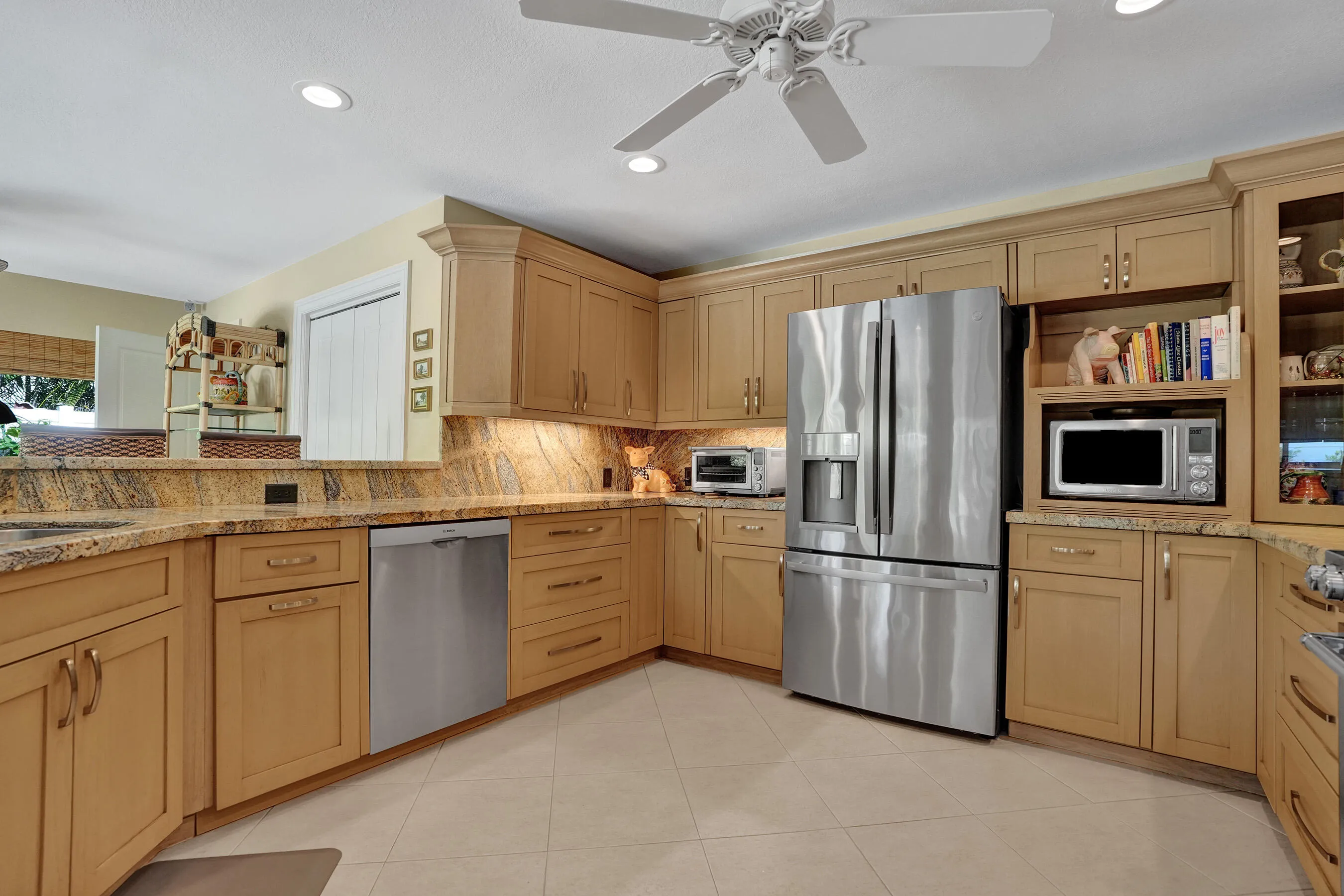 Large Kitchen