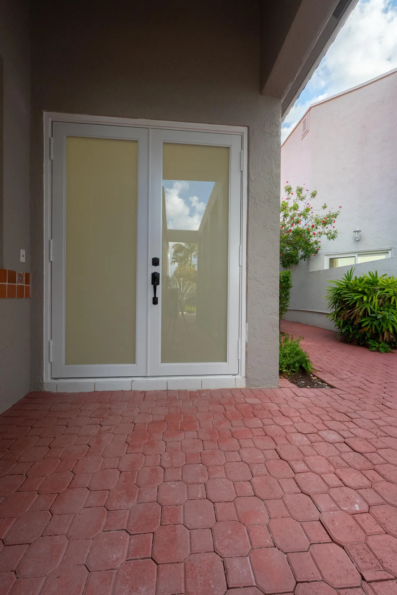 17277 Hampton Blvd_43