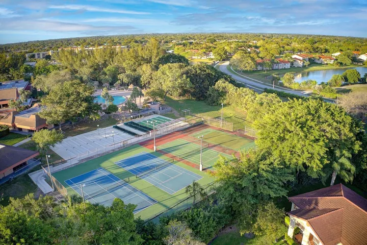 3071 tennis court