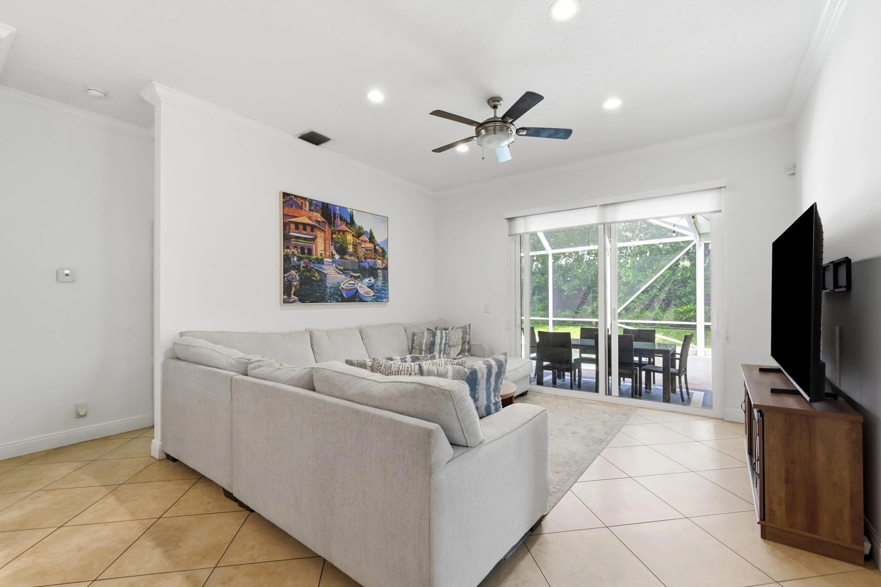 08_living room