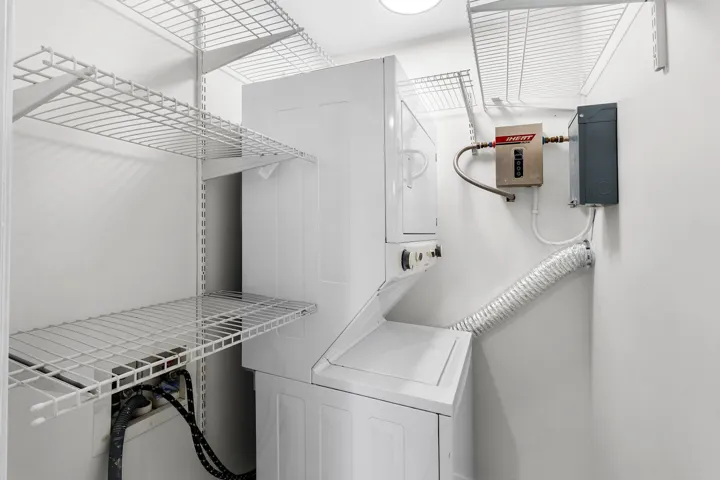 015-5119OakHillRoad-DelrayBeach-FL-33484