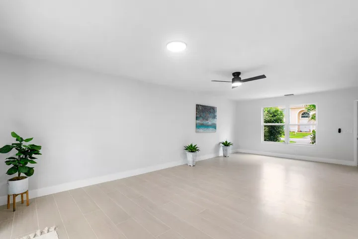 005-5119OakHillRoad-DelrayBeach-FL-33484