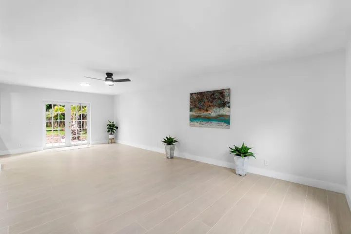 006-5119OakHillRoad-DelrayBeach-FL-33484