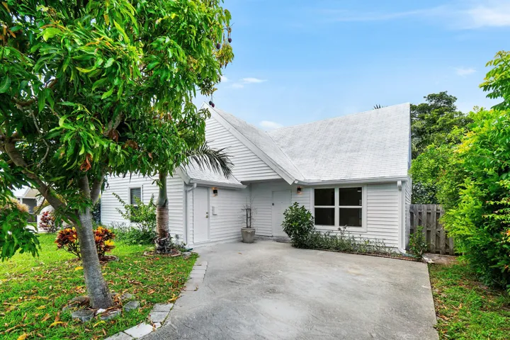 004-5119OakHillRoad-DelrayBeach-FL-33484