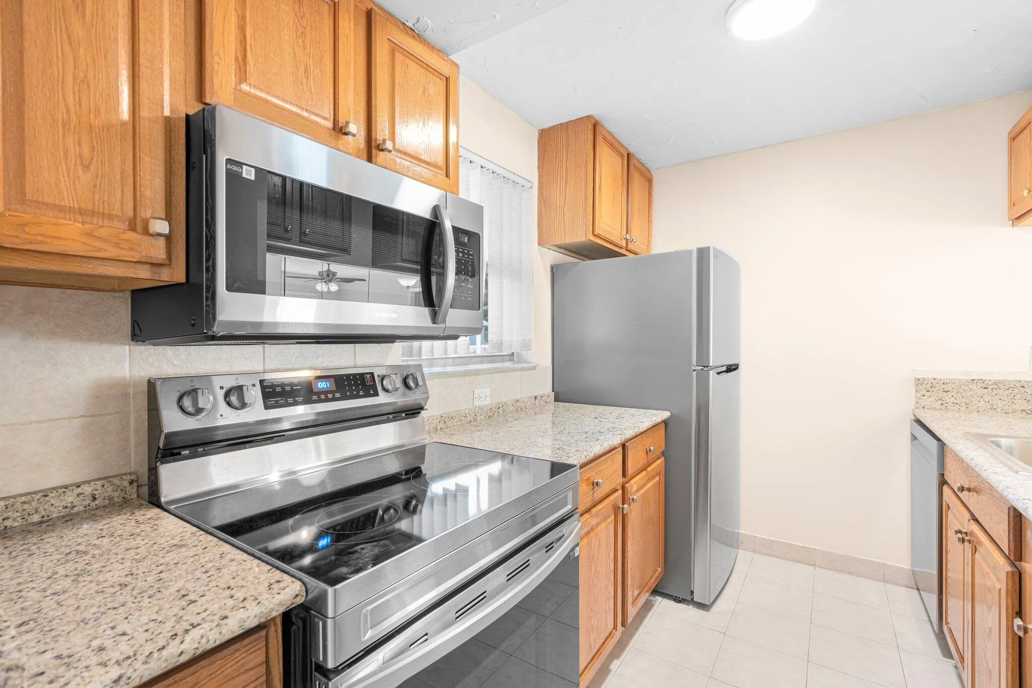 10-web-or-mls-3230 Nw 102nd Ter Coral Sp