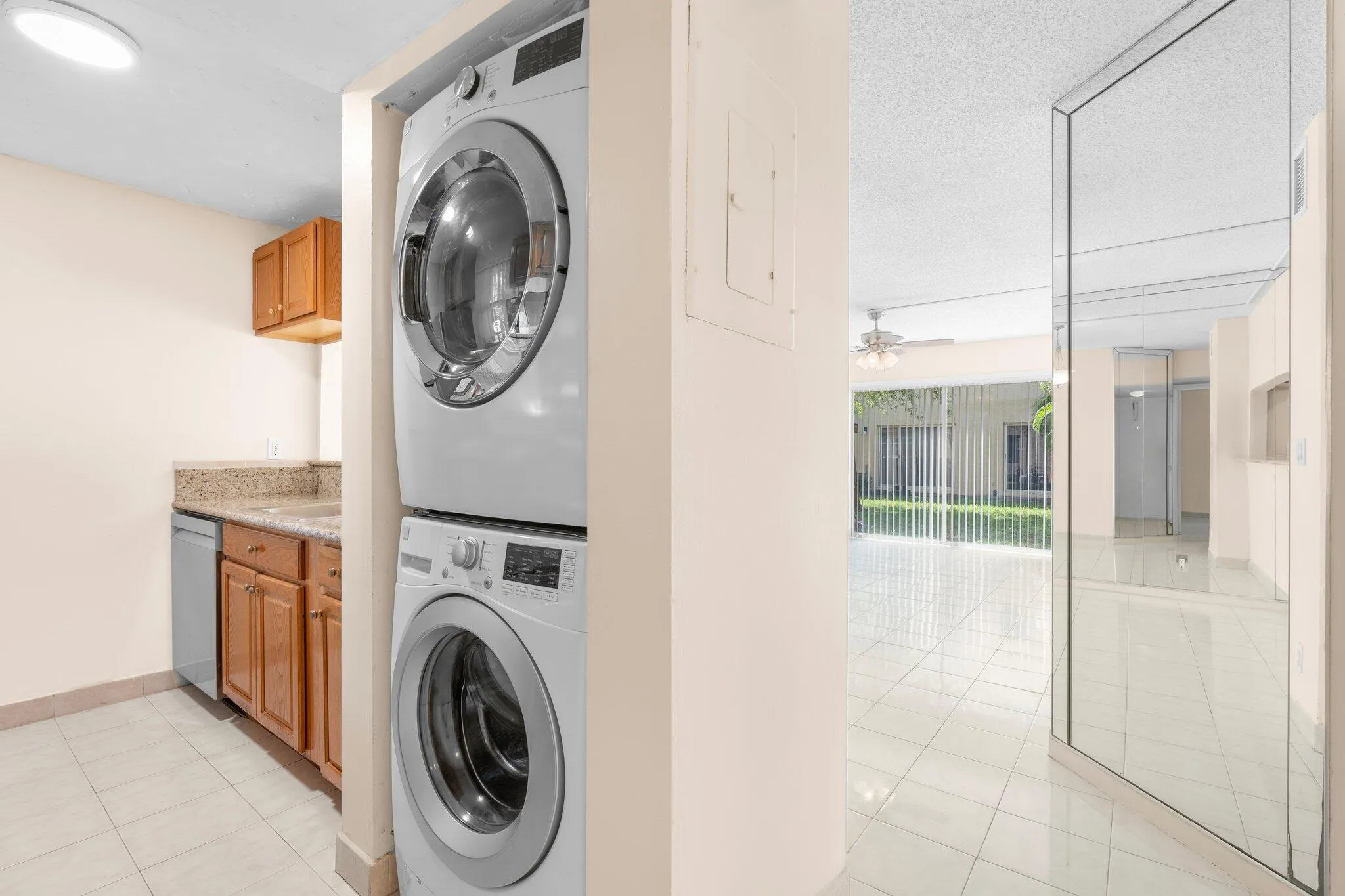 3-web-or-mls-3230 Nw 102nd Ter Coral Spr