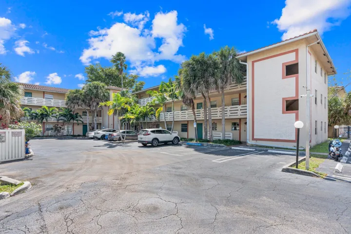 1-web-or-mls-3230 Nw 102nd Ter Coral Spr