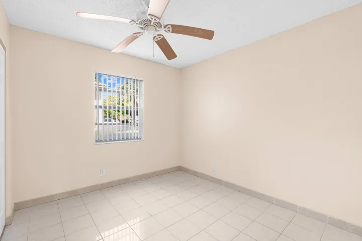 5-web-or-mls-3230 Nw 102nd Ter Coral Spr