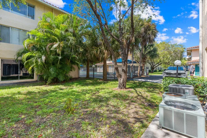 19-web-or-mls-3230 Nw 102nd Ter Coral Sp
