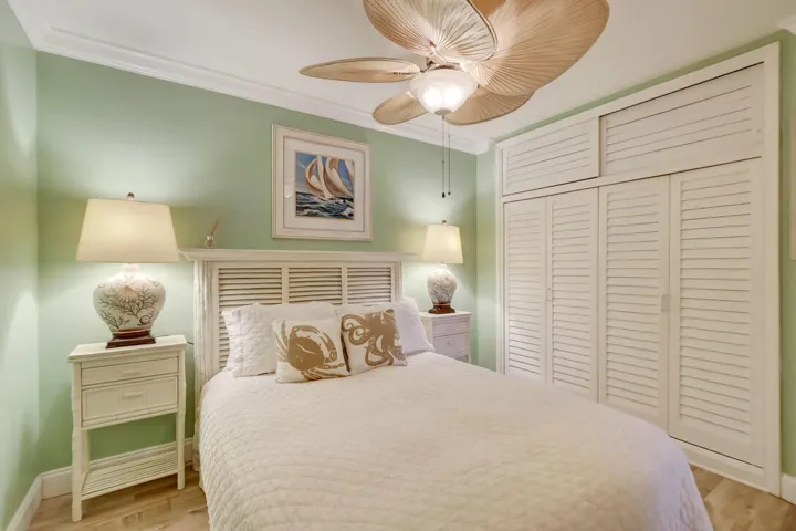 Lots of closet space