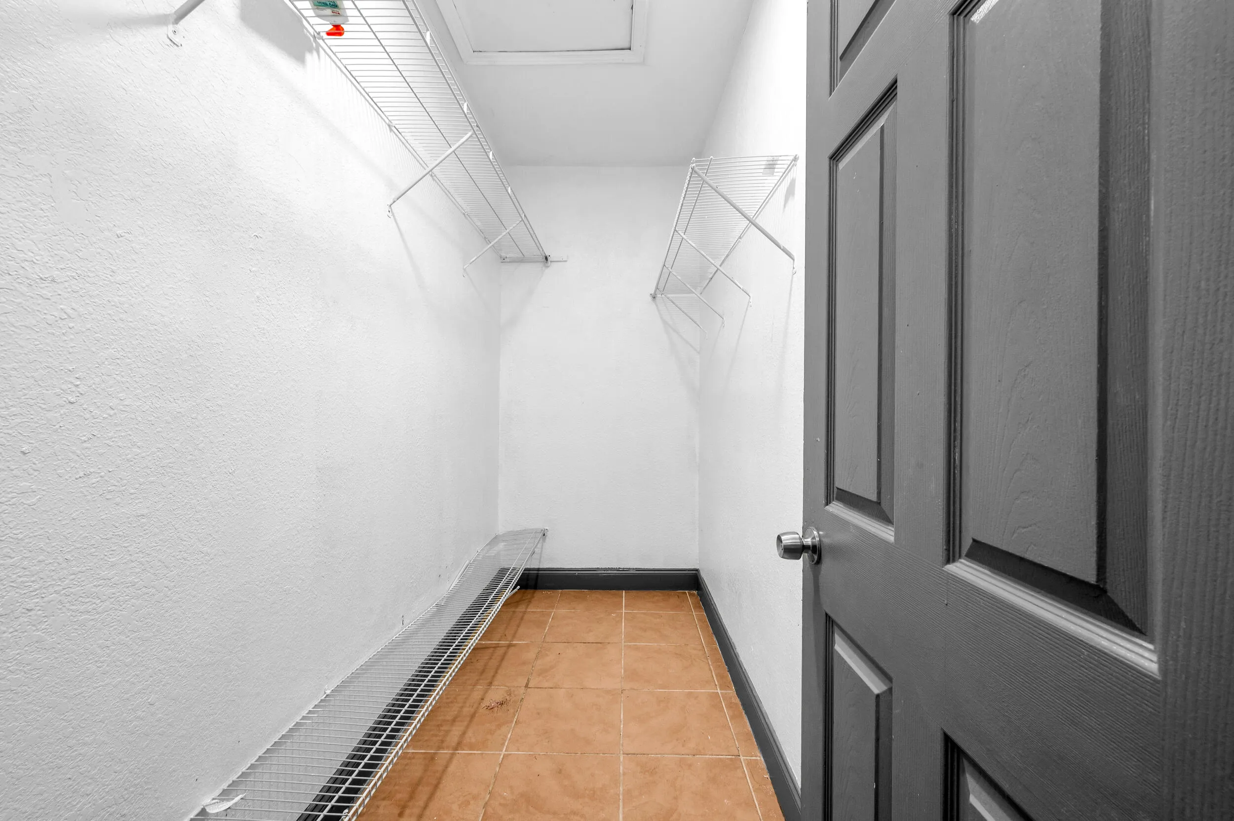 124 SW 10TH 12