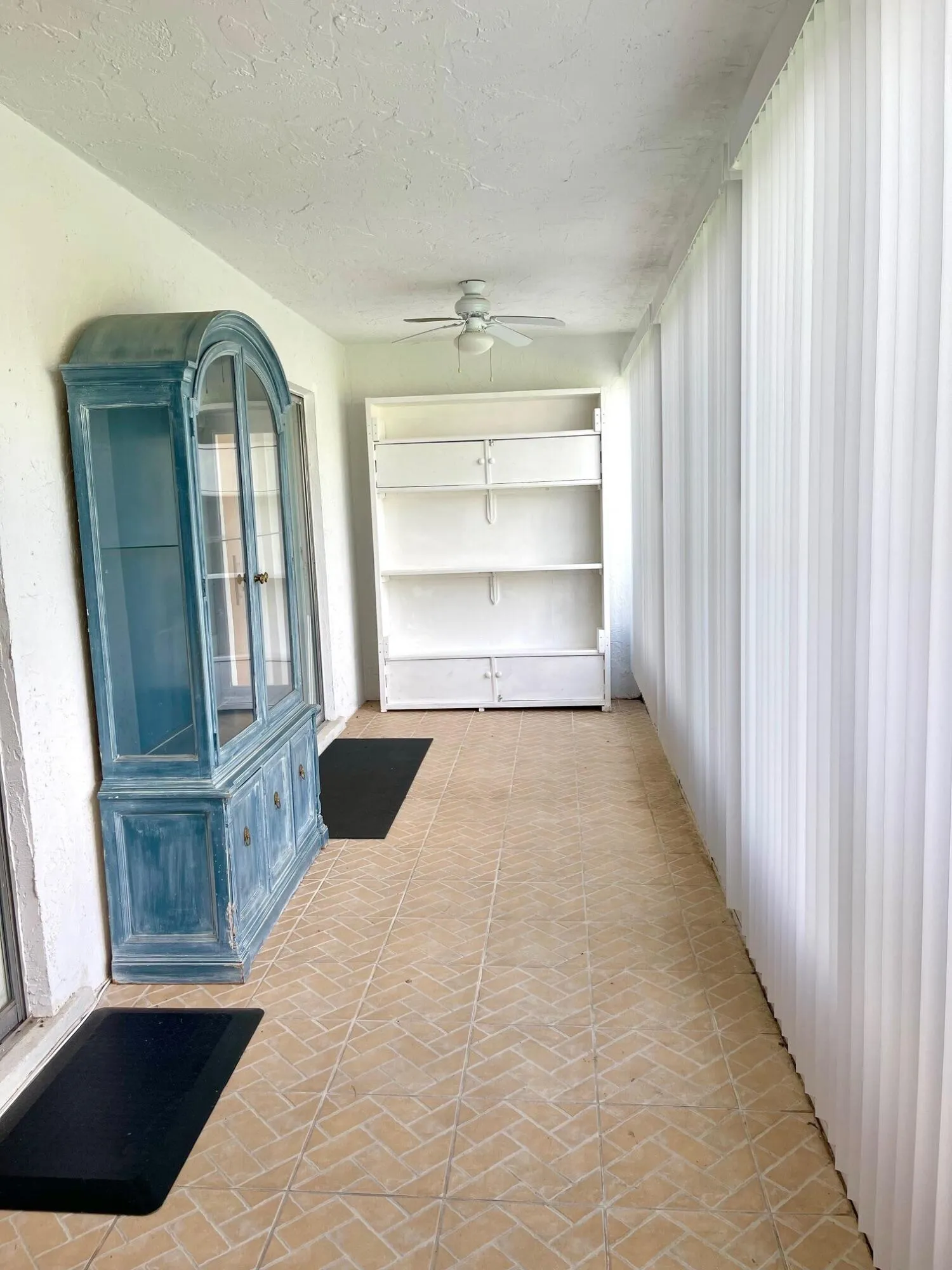 105 Oxford Porch
