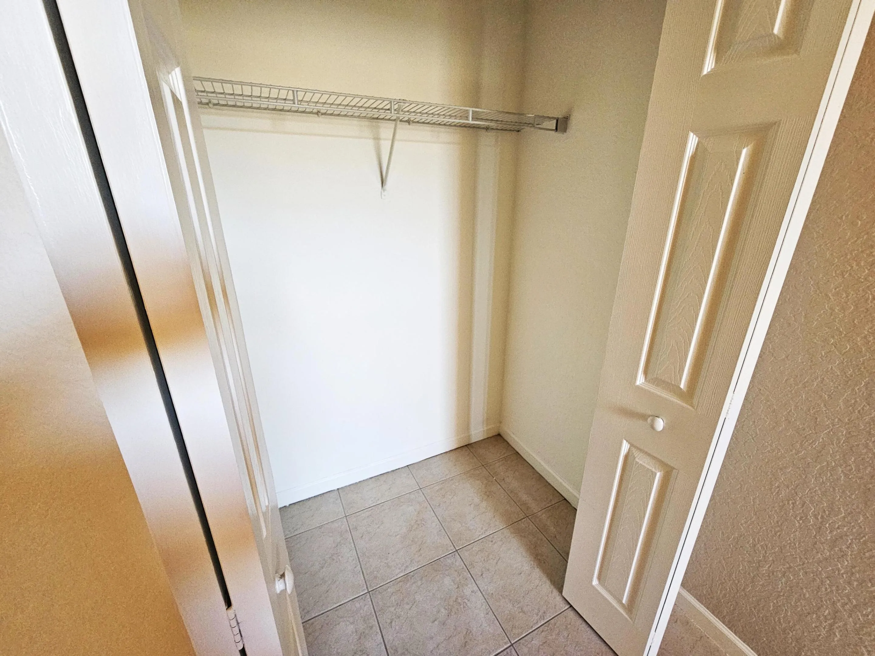 2nd Bed Closet