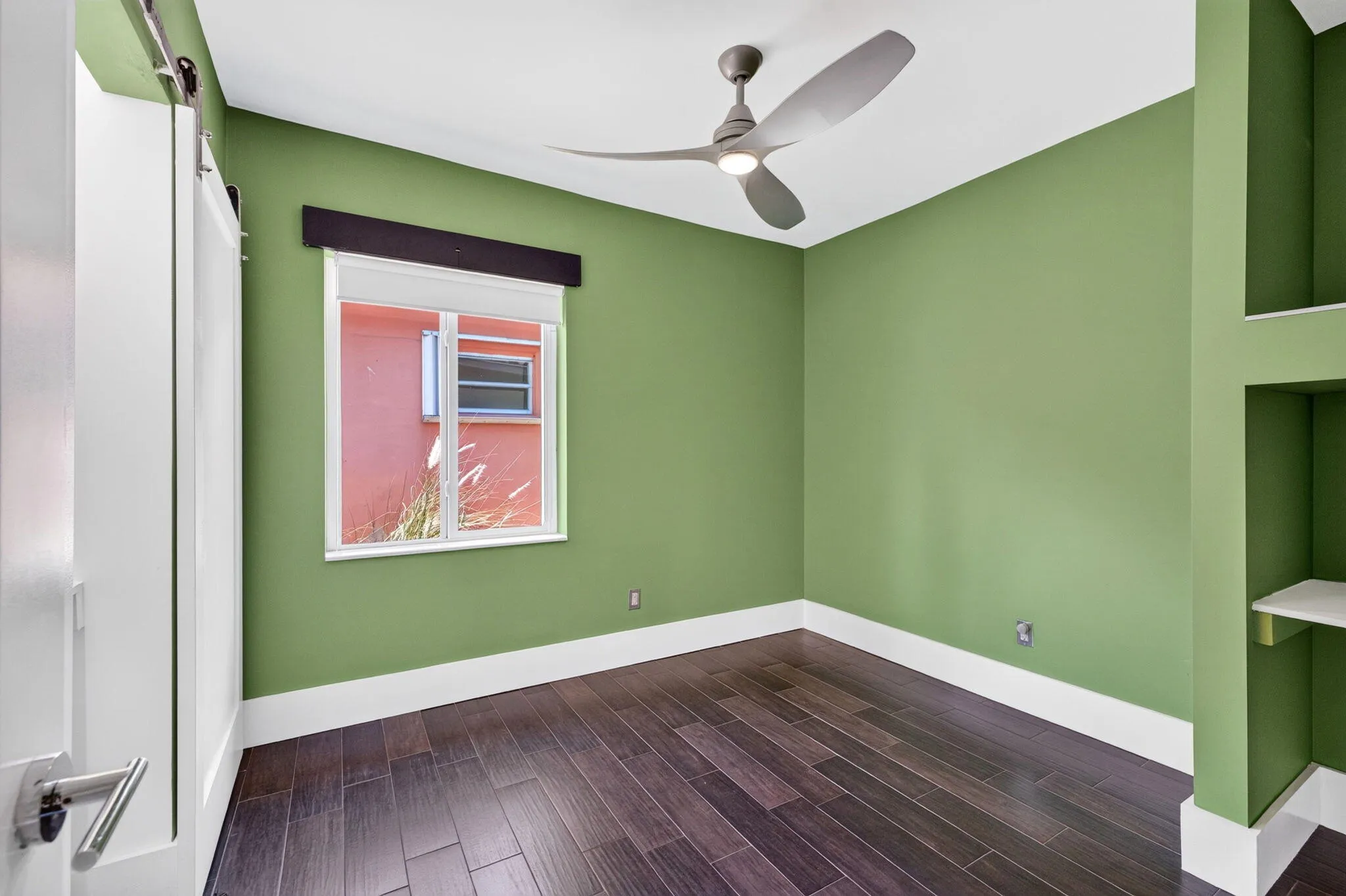 Second bedroom
