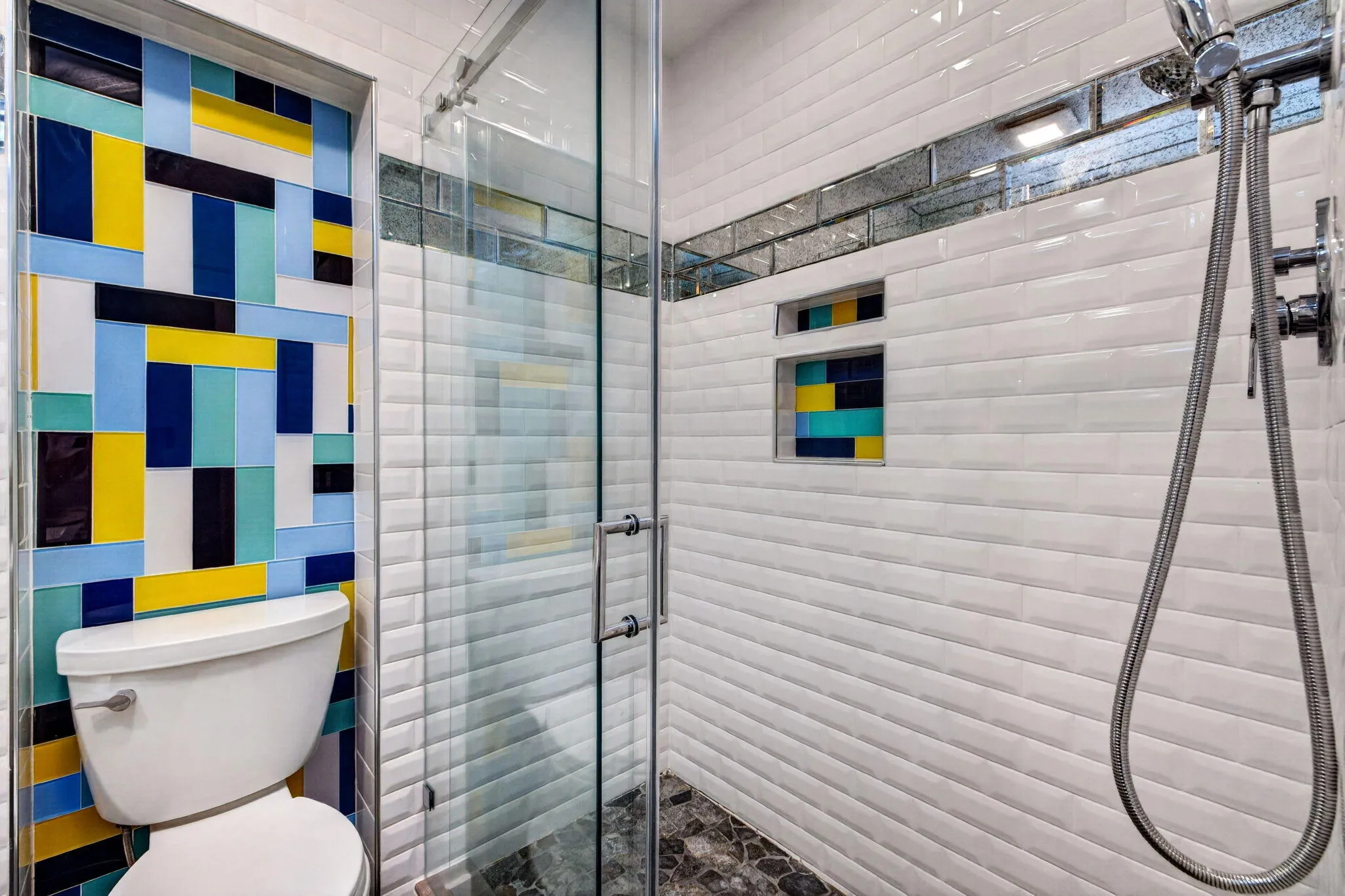 2nd bathroom