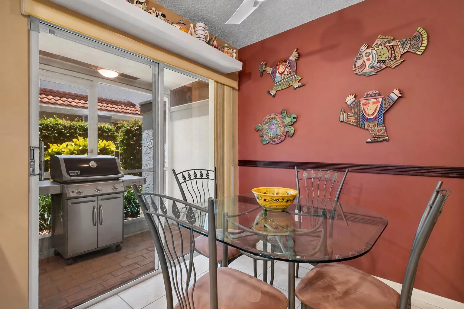 Eat in Kitchen