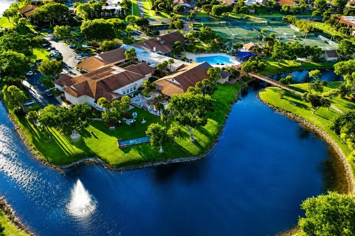 Enjoy peaceful waterviews, lush tropical landscaping, and a resort-style amenities throughout the community.