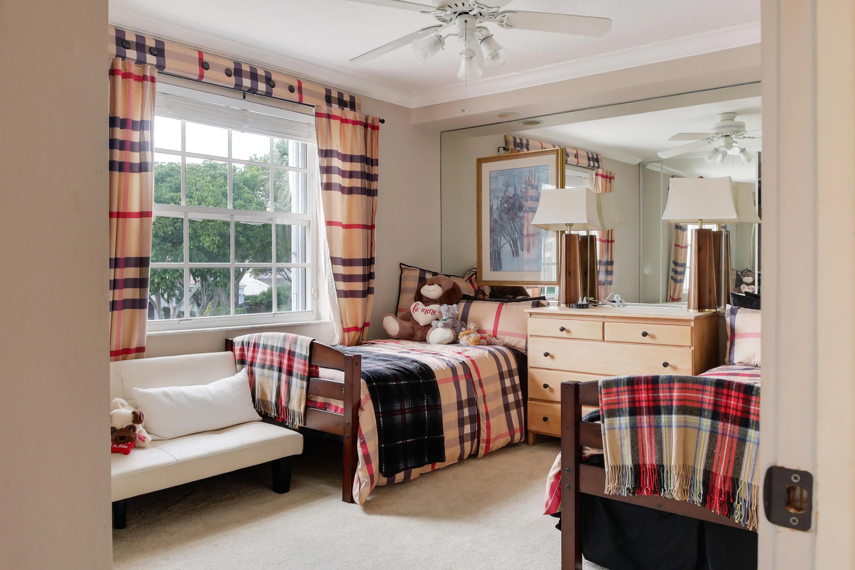 Property photo 28
