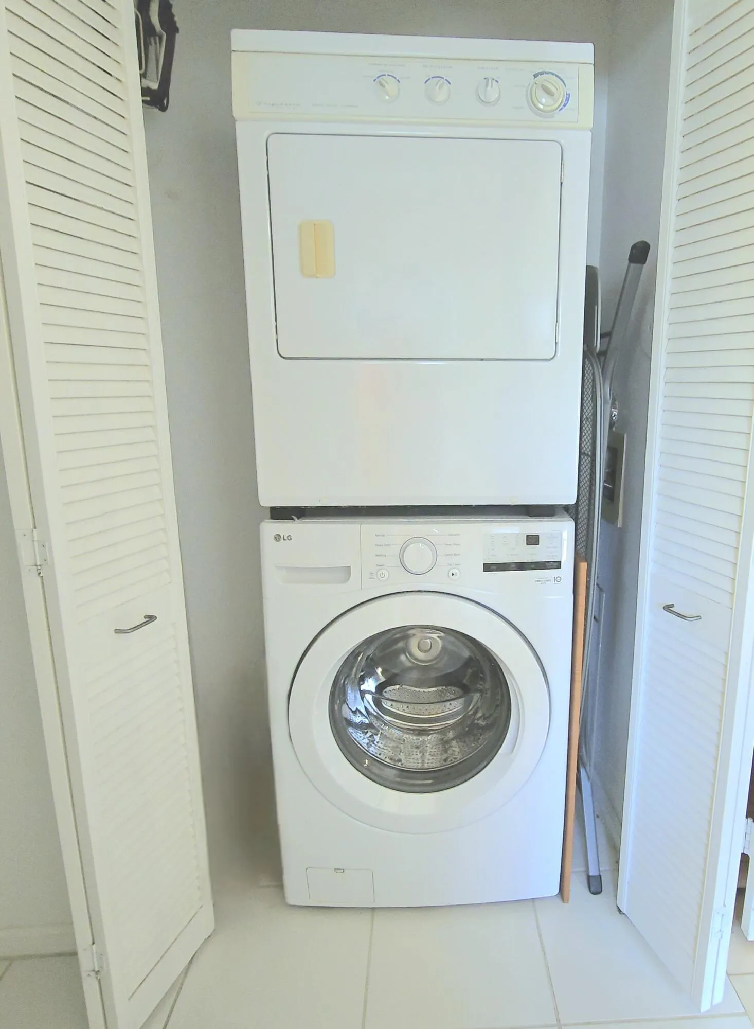 Washer Dryer inside