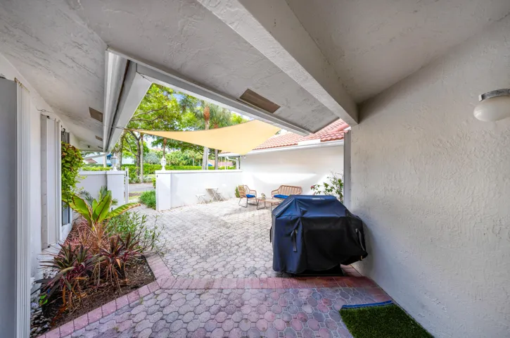 4117 W Palm Aire Dr-Pompano Beach-Natali