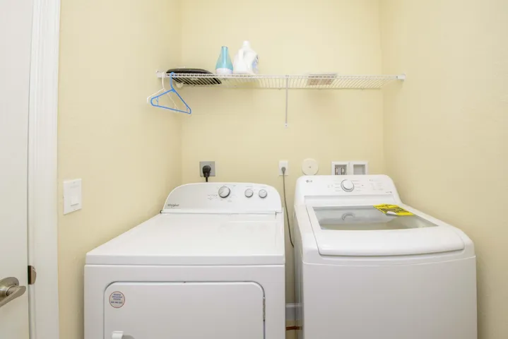 11- Laundry (2)
