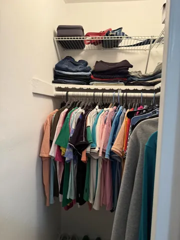 walking Closet