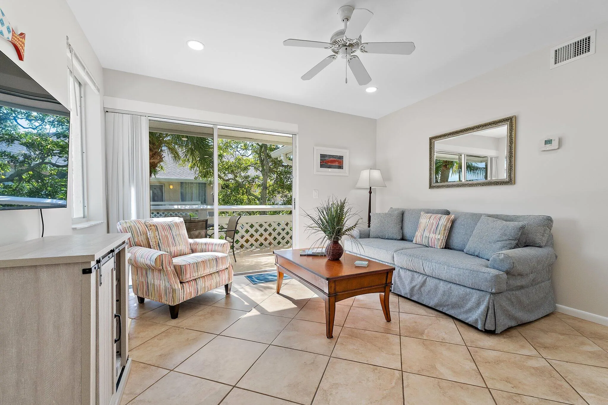 008-353SouthUSHighway1-B8-FortPierce-FL-
