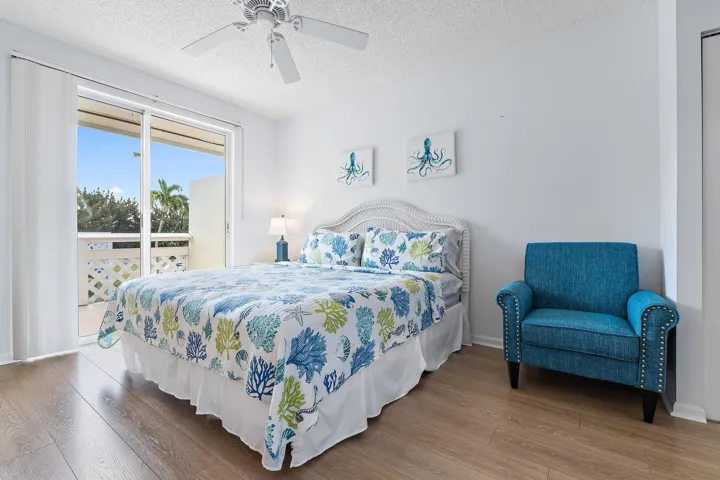 028-353SouthUSHighway1-B8-FortPierce-FL-