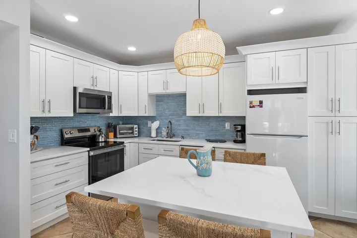 017-353SouthUSHighway1-B8-FortPierce-FL-