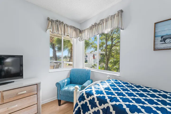 024-353SouthUSHighway1-B8-FortPierce-FL-